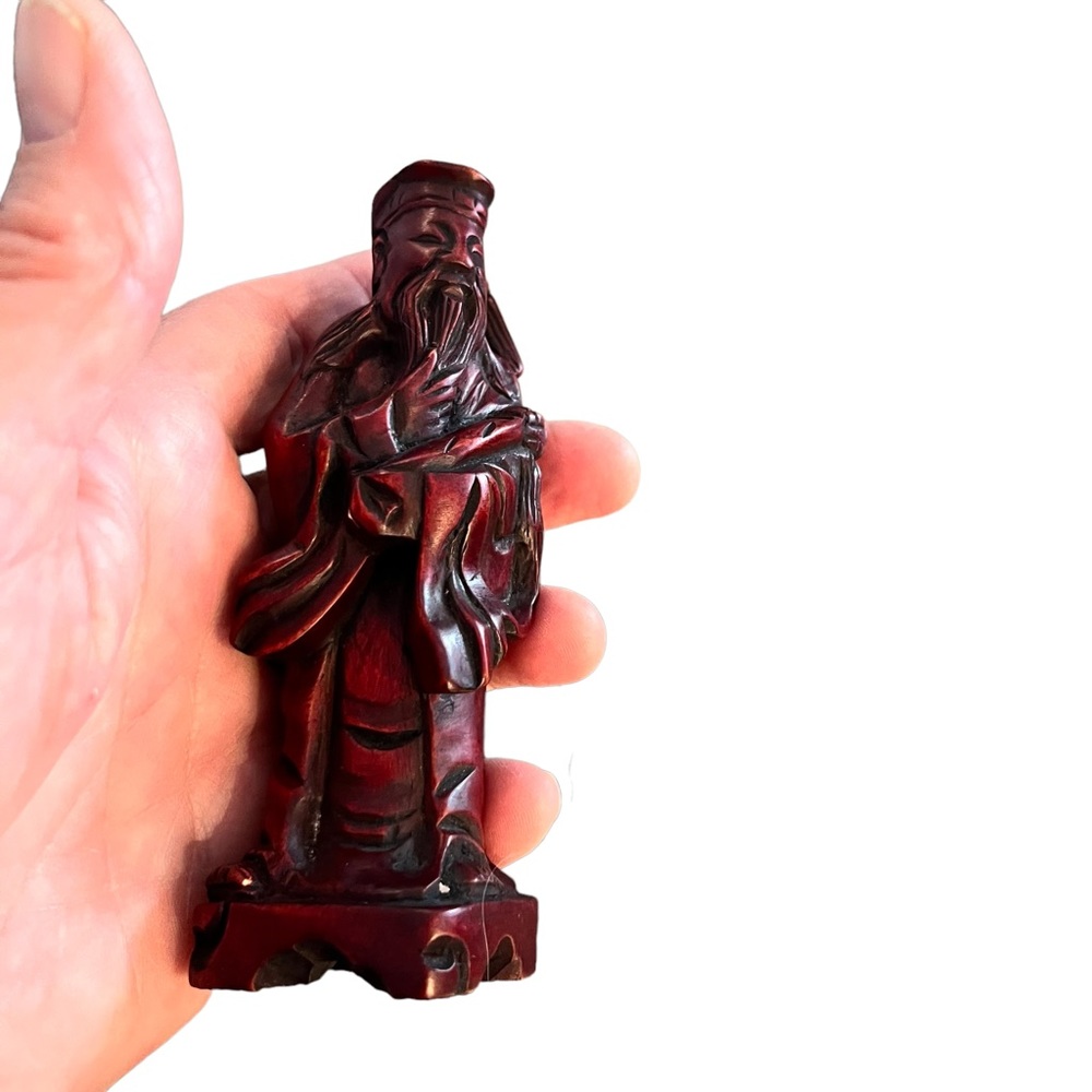 Hand Crafted Red Figurine Set - Picture 4 of 14